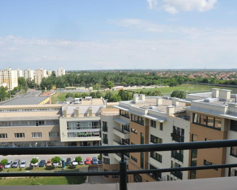 Tisza Palota Apartmanok Szeged Chambre photo
