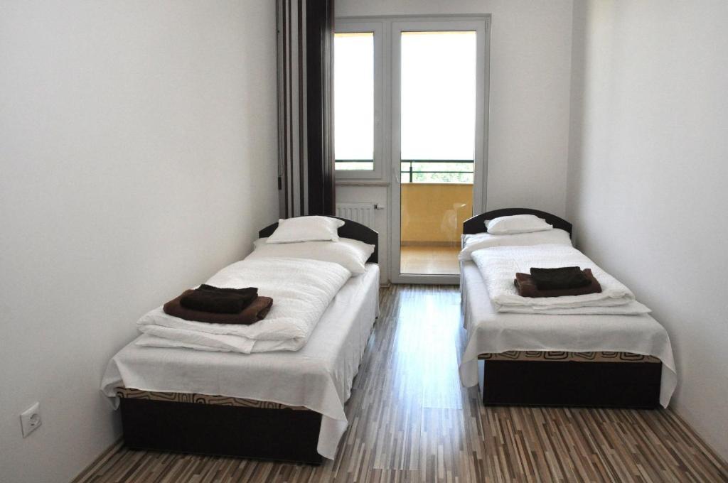 Tisza Palota Apartmanok Szeged Chambre photo