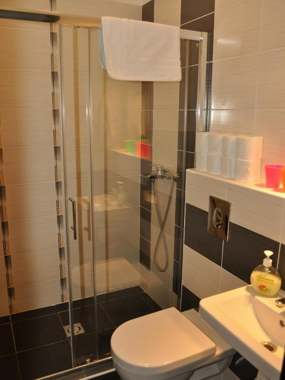 Tisza Palota Apartmanok Szeged Chambre photo
