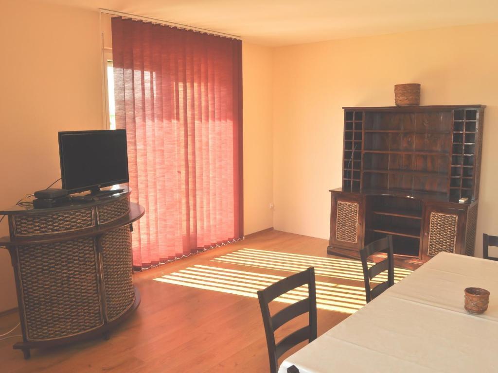 Tisza Palota Apartmanok Szeged Chambre photo